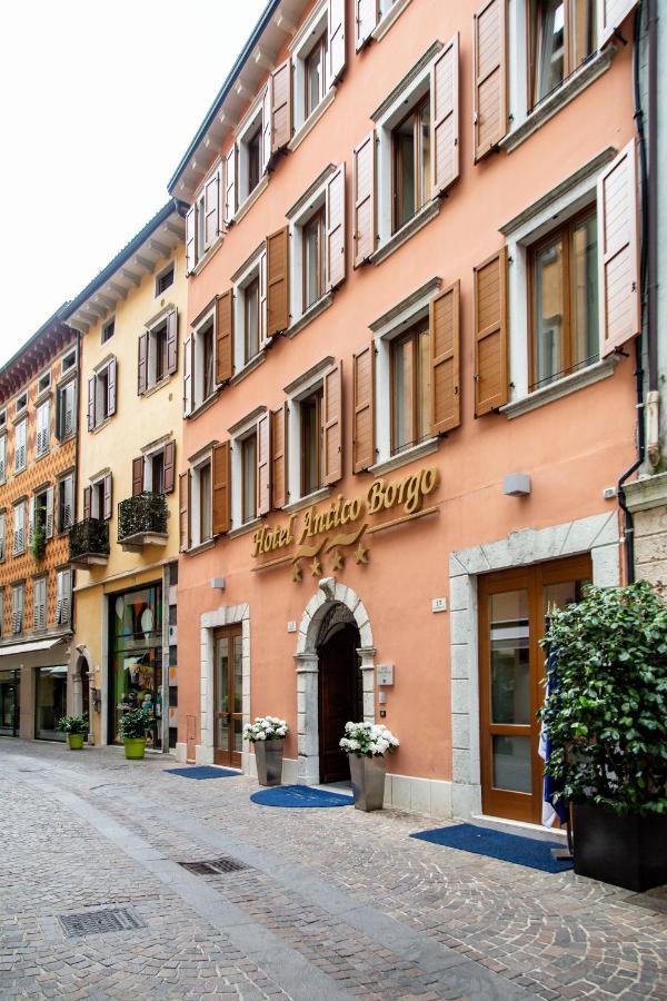 Hotel Antico Borgo Riva del Garda Exterior photo