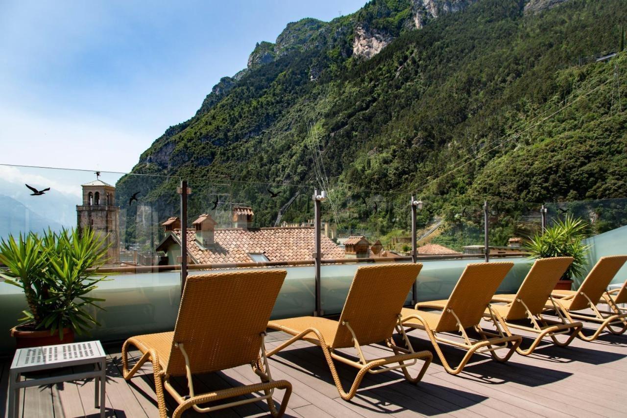 Hotel Antico Borgo Riva del Garda Exterior photo