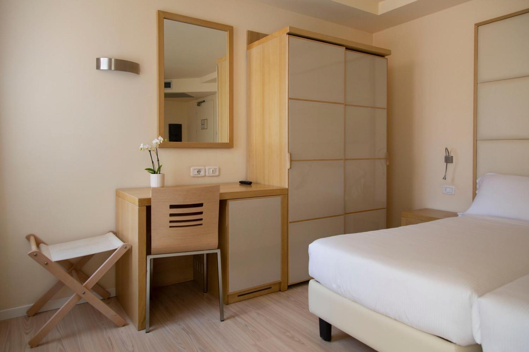 Hotel Antico Borgo Riva del Garda Room photo