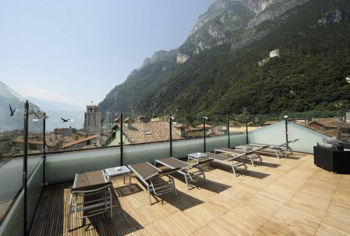 Hotel Antico Borgo Riva del Garda Exterior photo