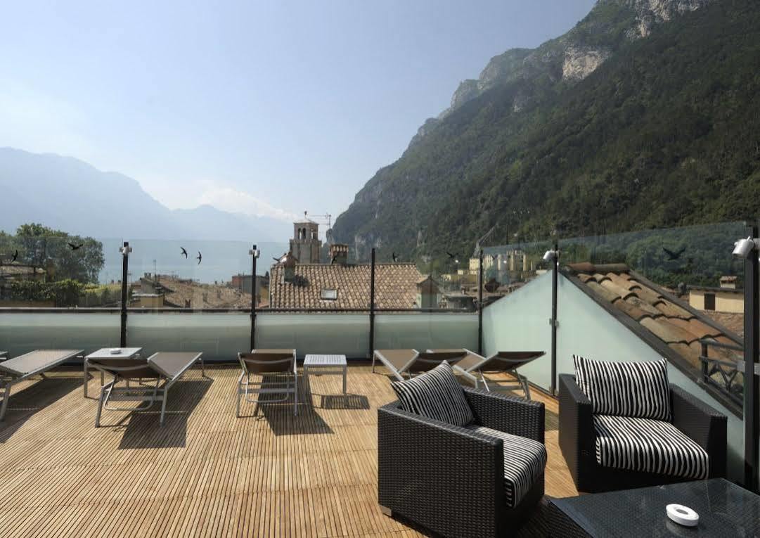 Hotel Antico Borgo Riva del Garda Exterior photo